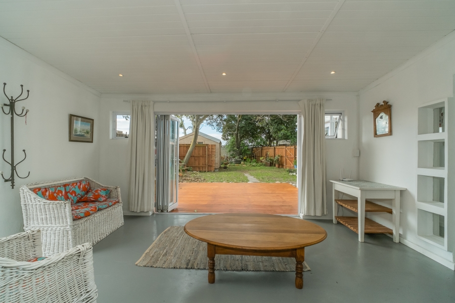 2 Bedroom Property for Sale in Kommetjie Western Cape